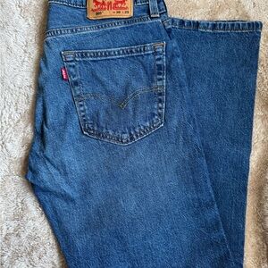 Levi's Relaxed Fit Blue Jeans NWT